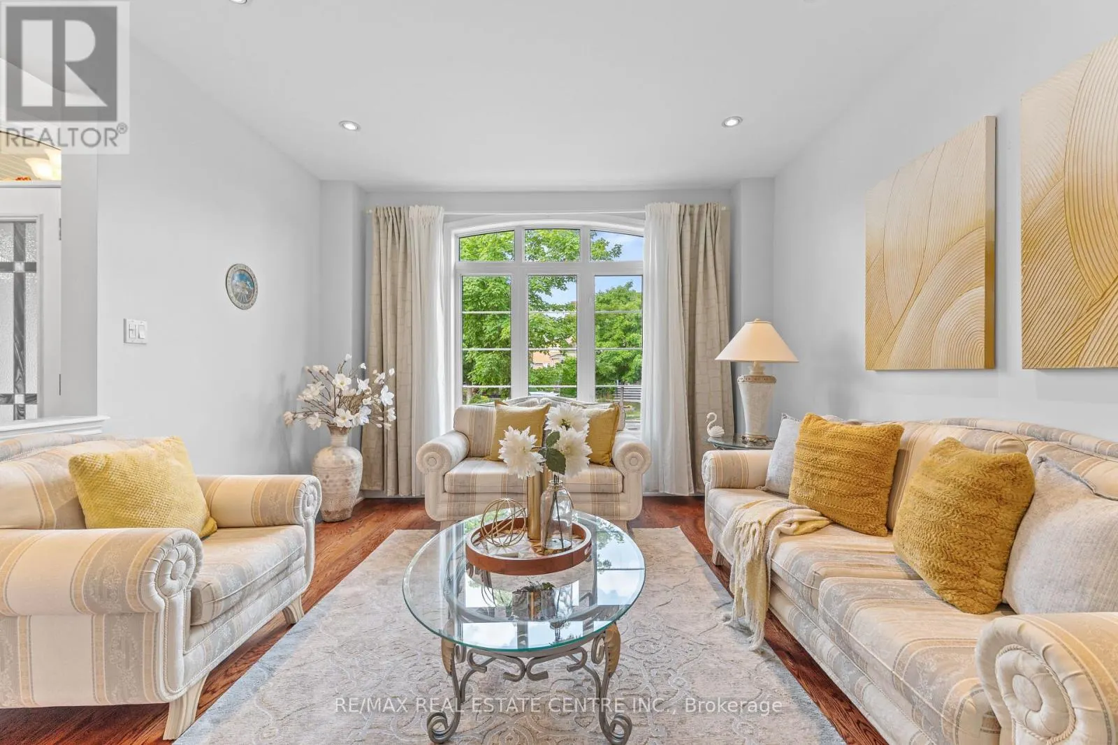 22 SAINT HUBERT DRIVE