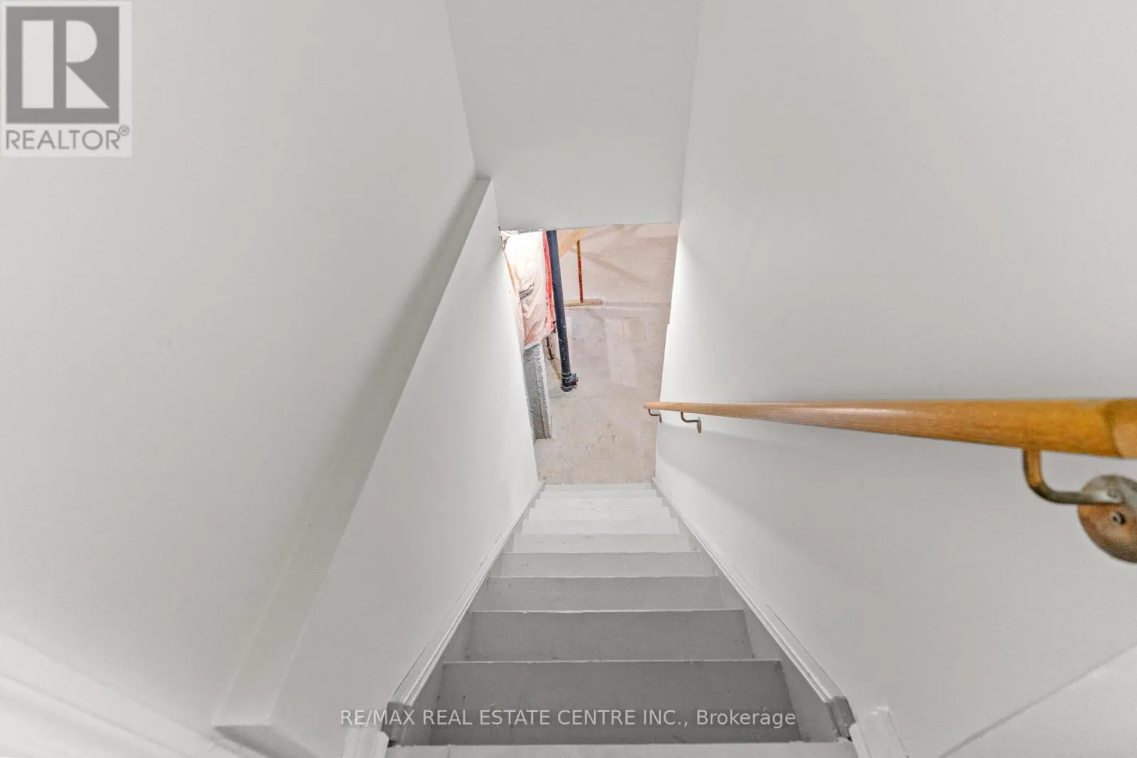 22 SAINT HUBERT DRIVE