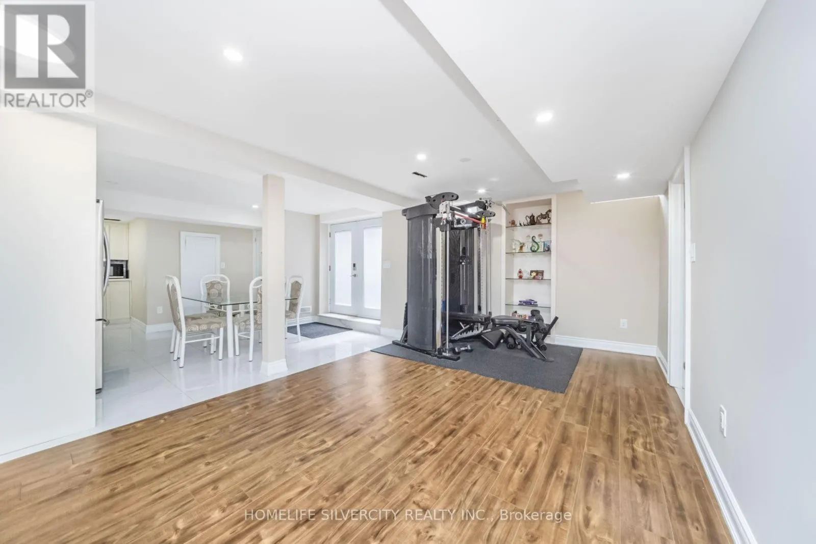 1587 HALLSTONE ROAD