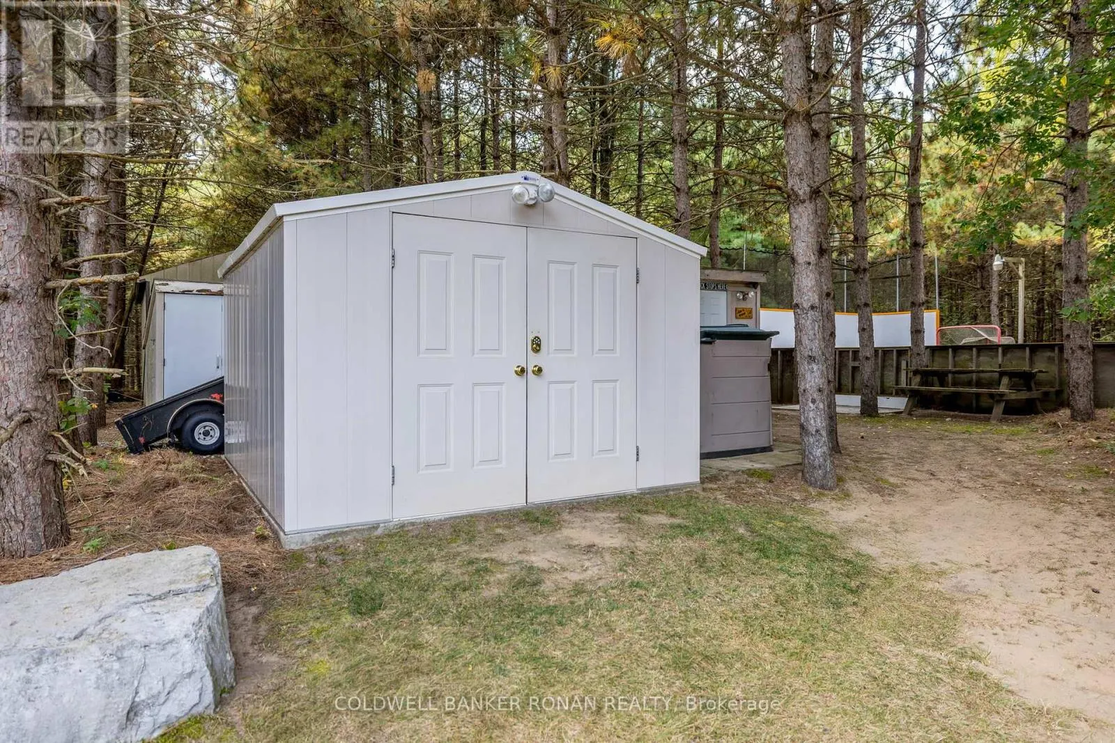 16 INDIANA DRIVE