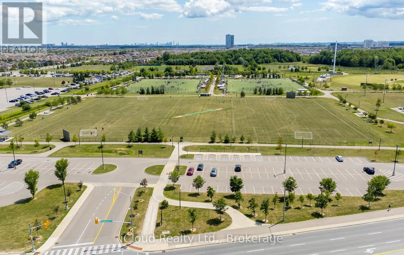 4 ROBERT PARKINSON DRIVE