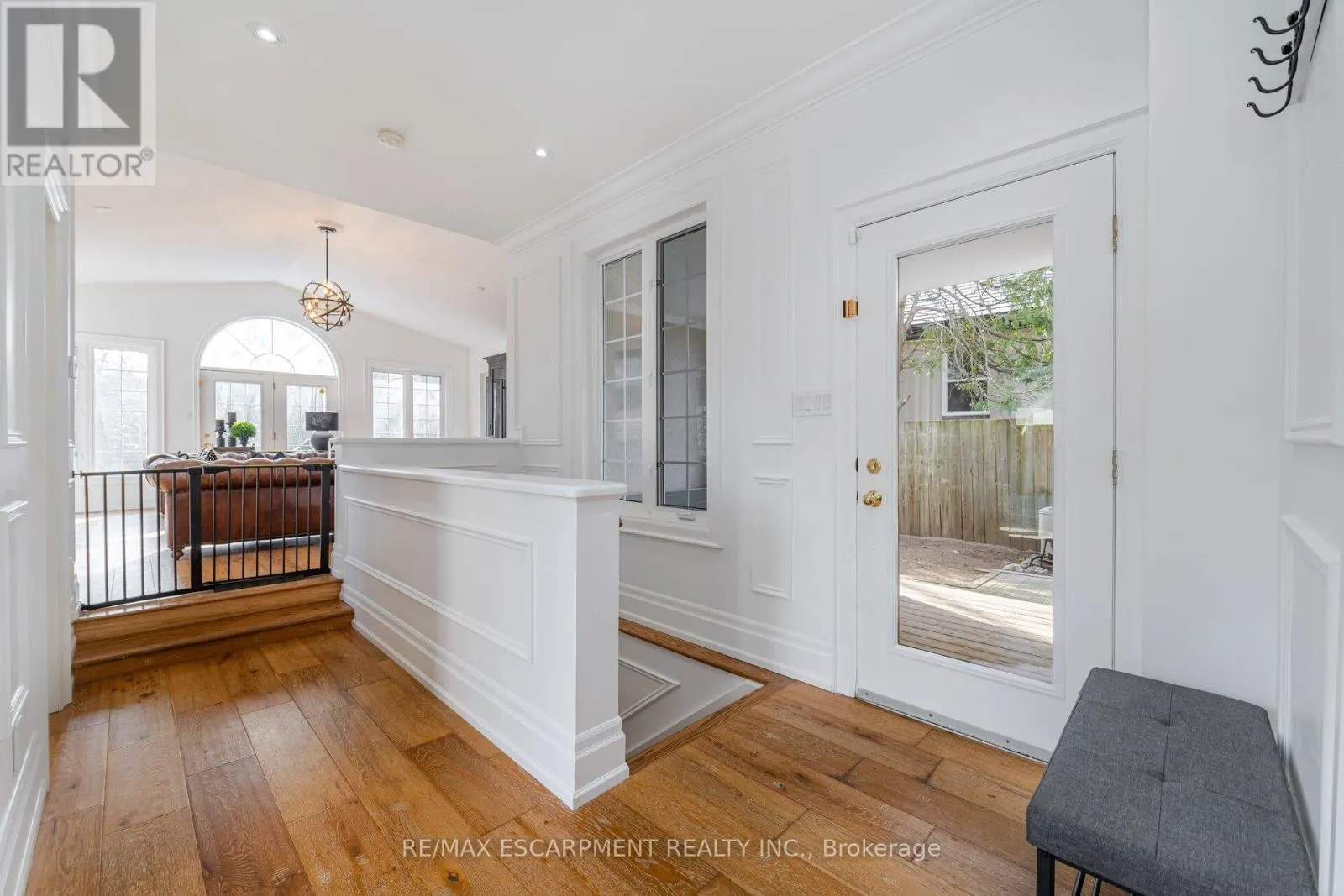 2126 GRANGE DRIVE