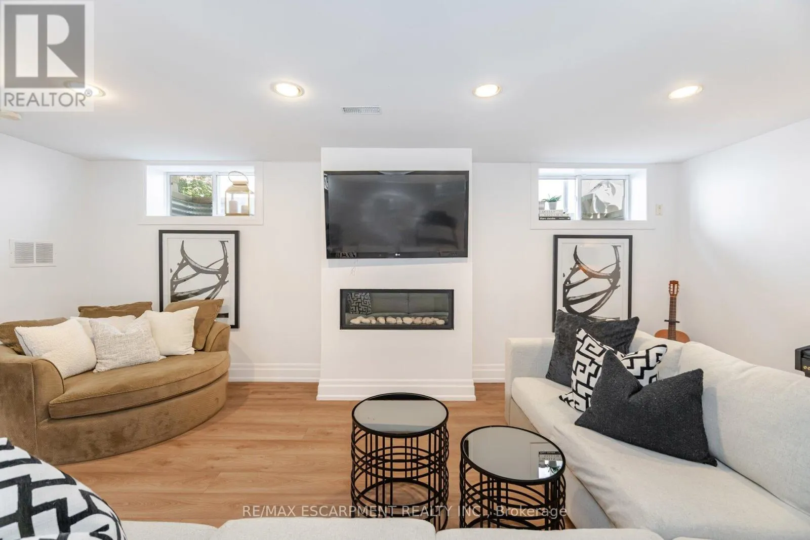 2126 GRANGE DRIVE