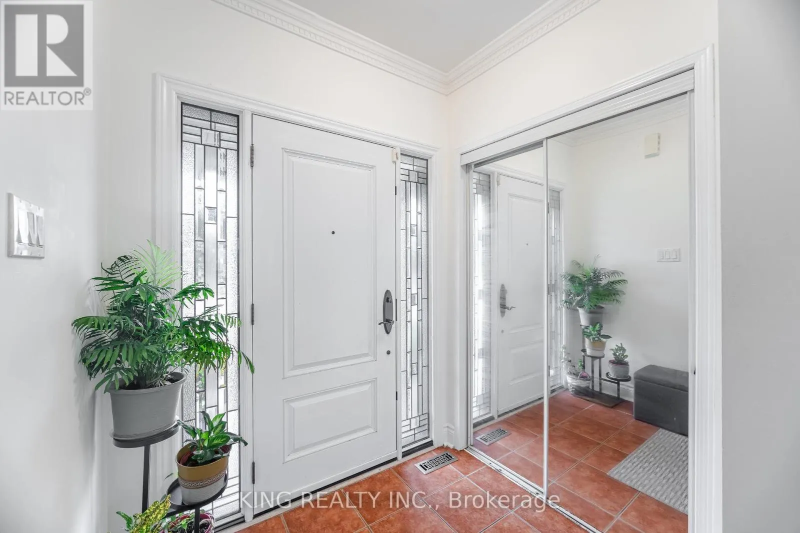 93 CRYSTAL GLEN CRESCENT