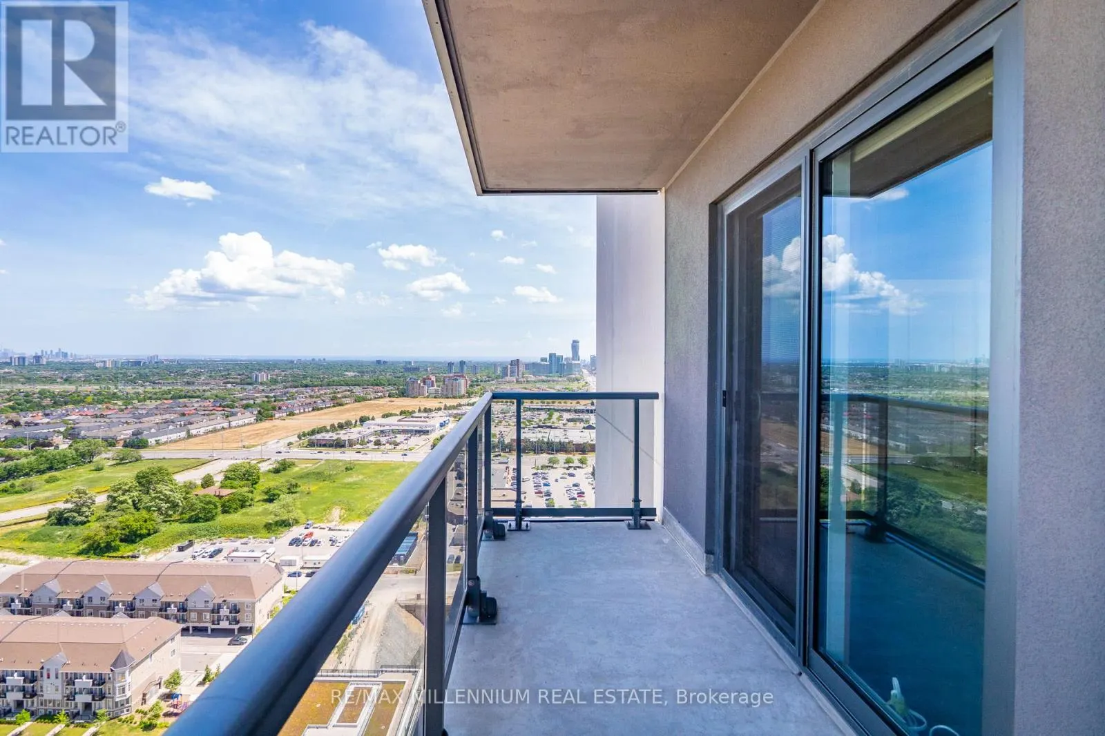 2921 - 8 NAHANI WAY