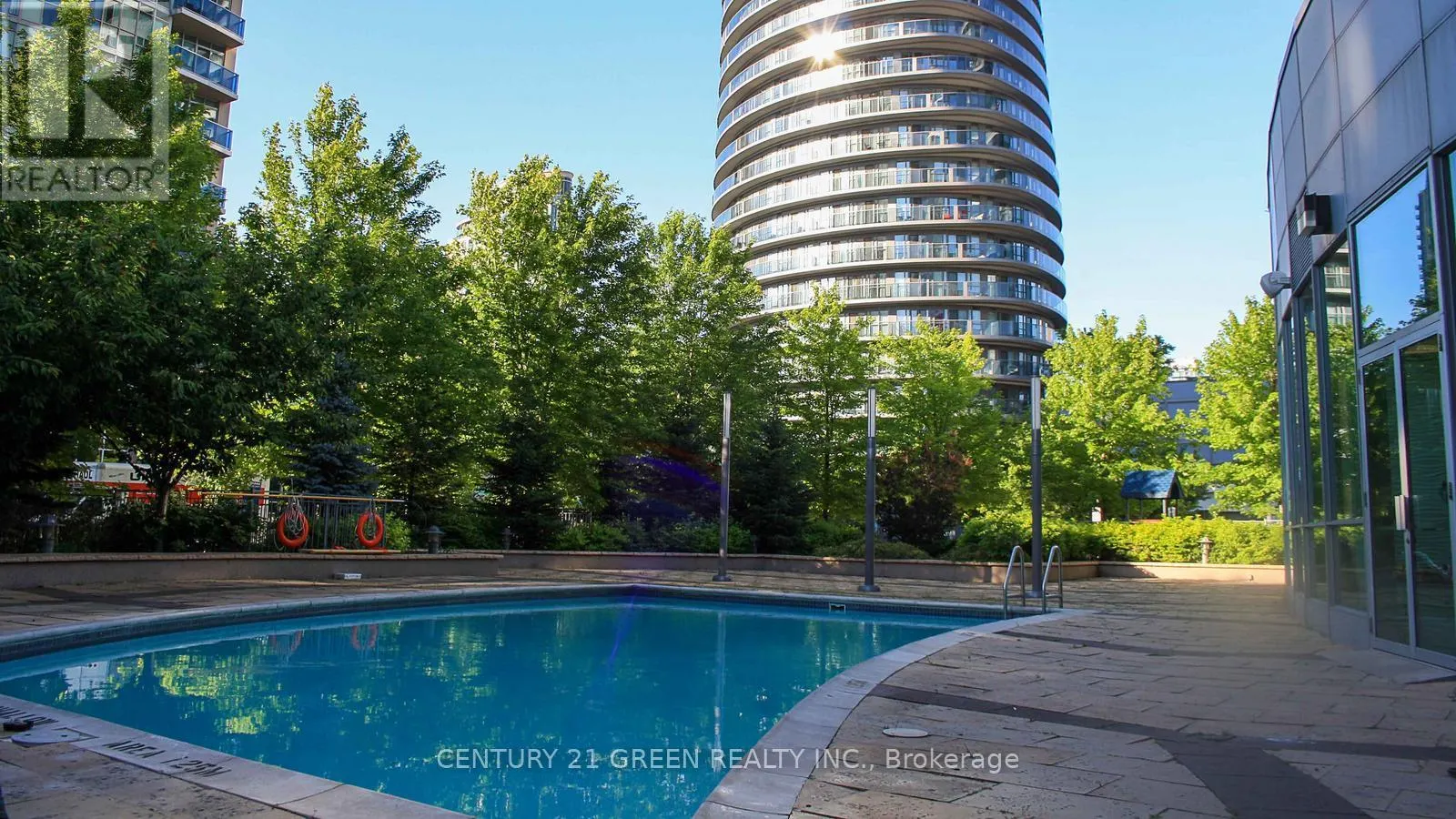 1207 - 80 ABSOLUTE AVENUE