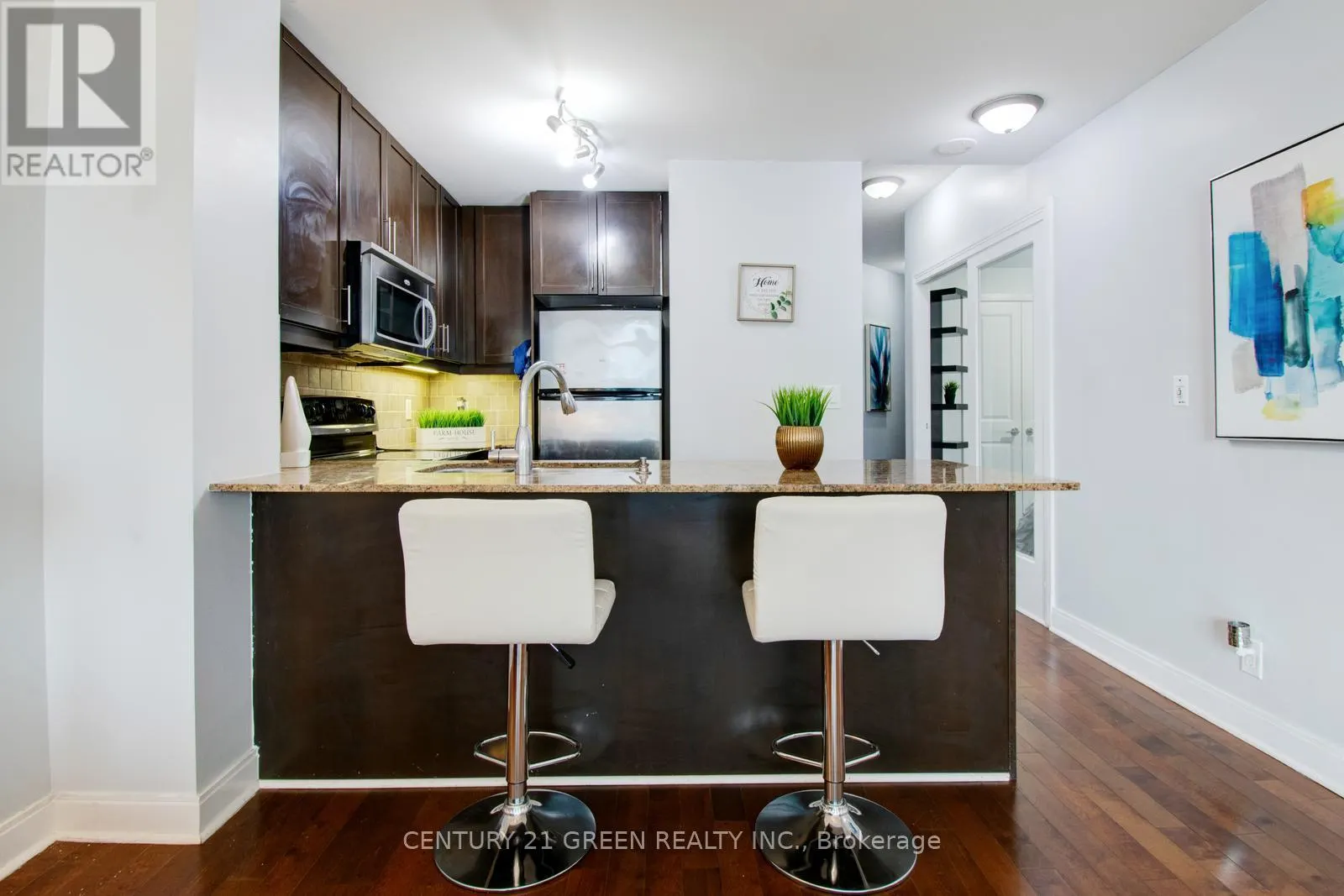 1207 - 80 ABSOLUTE AVENUE