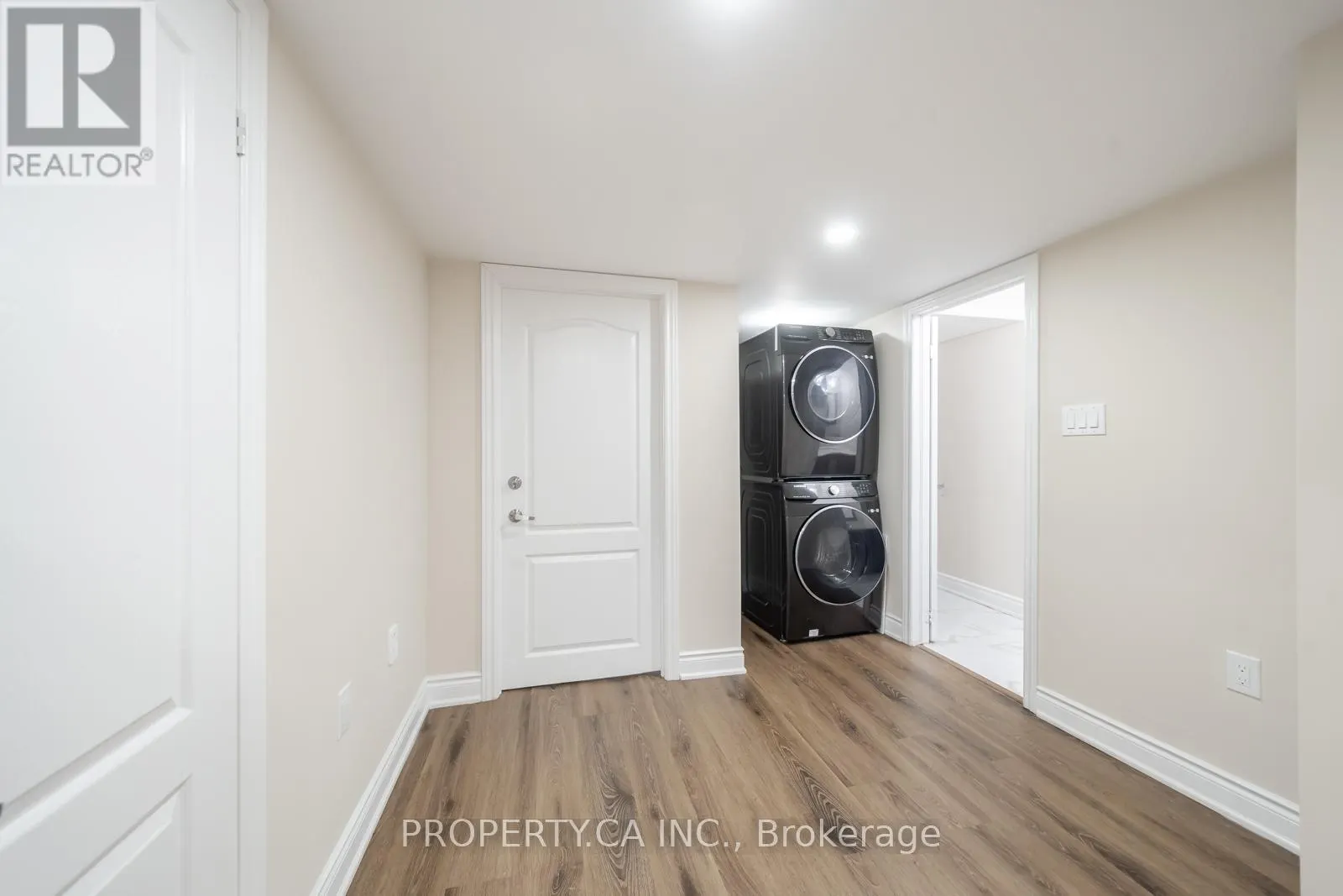 88 ROYAL WEST DRIVE