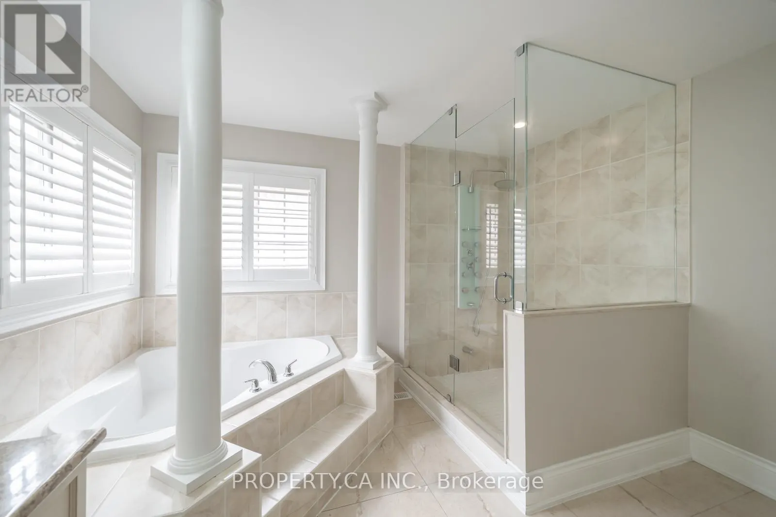 88 ROYAL WEST DRIVE
