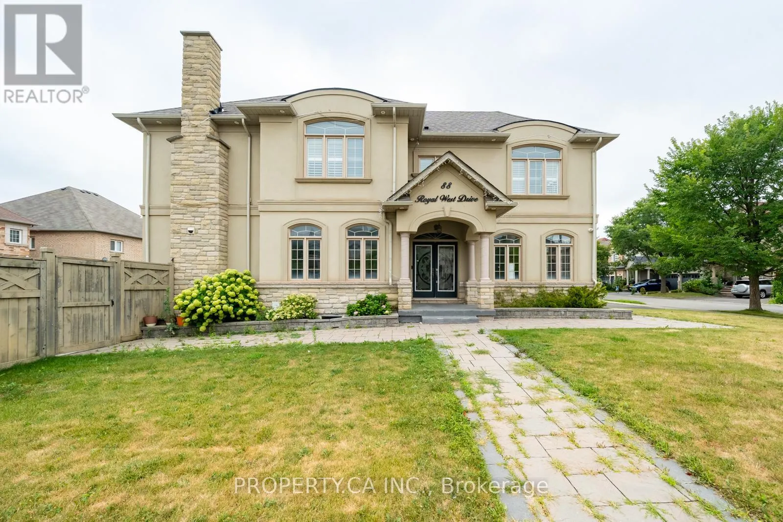 88 ROYAL WEST DRIVE