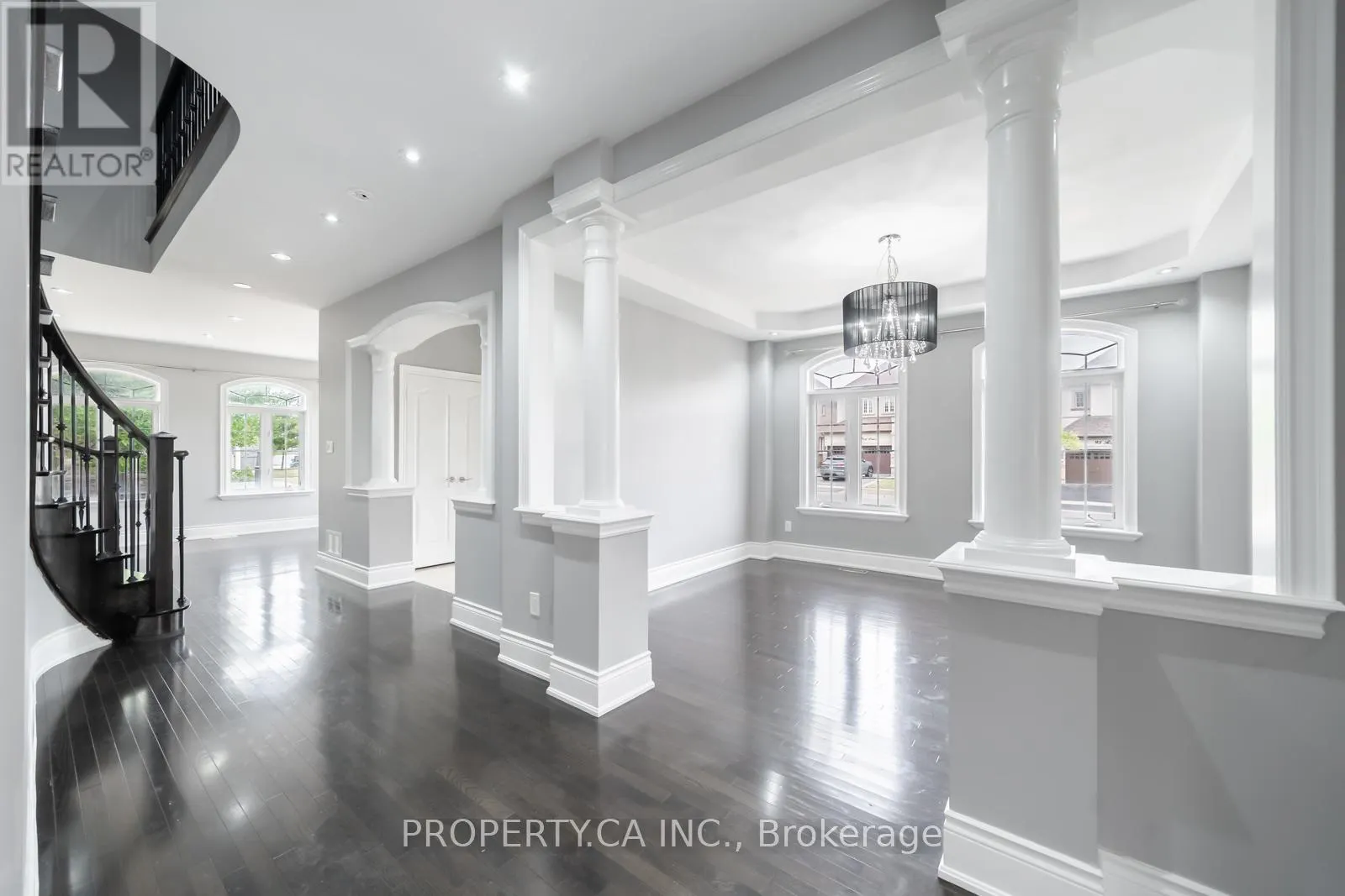 88 ROYAL WEST DRIVE