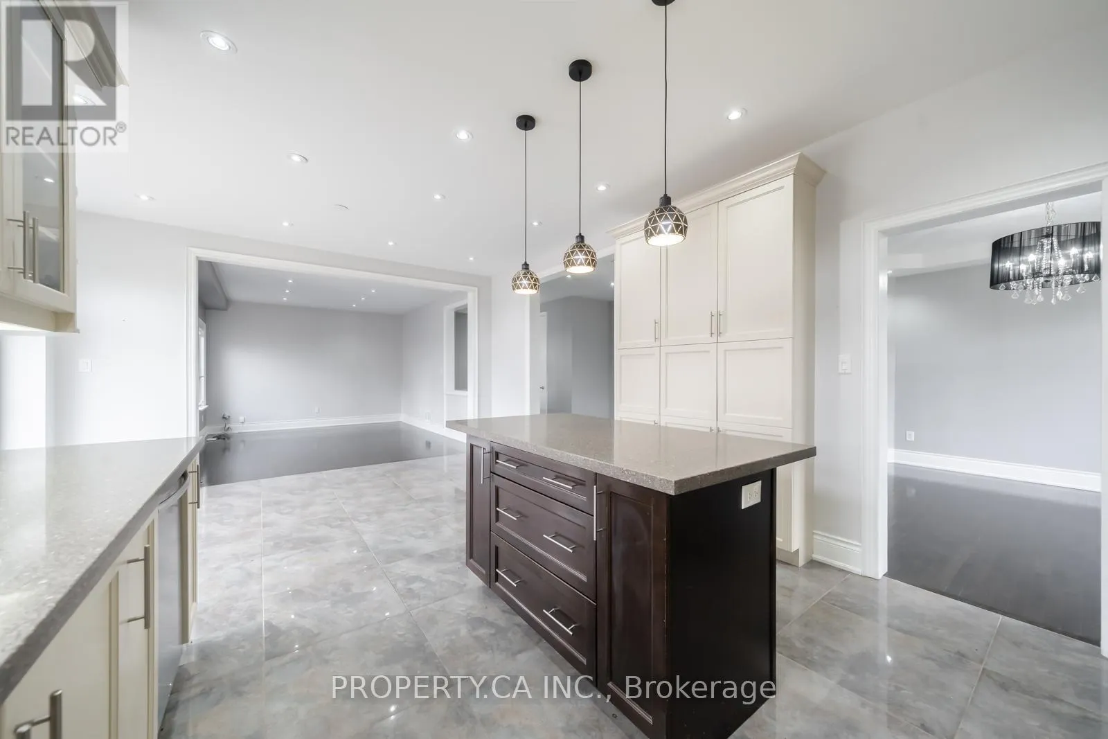 88 ROYAL WEST DRIVE