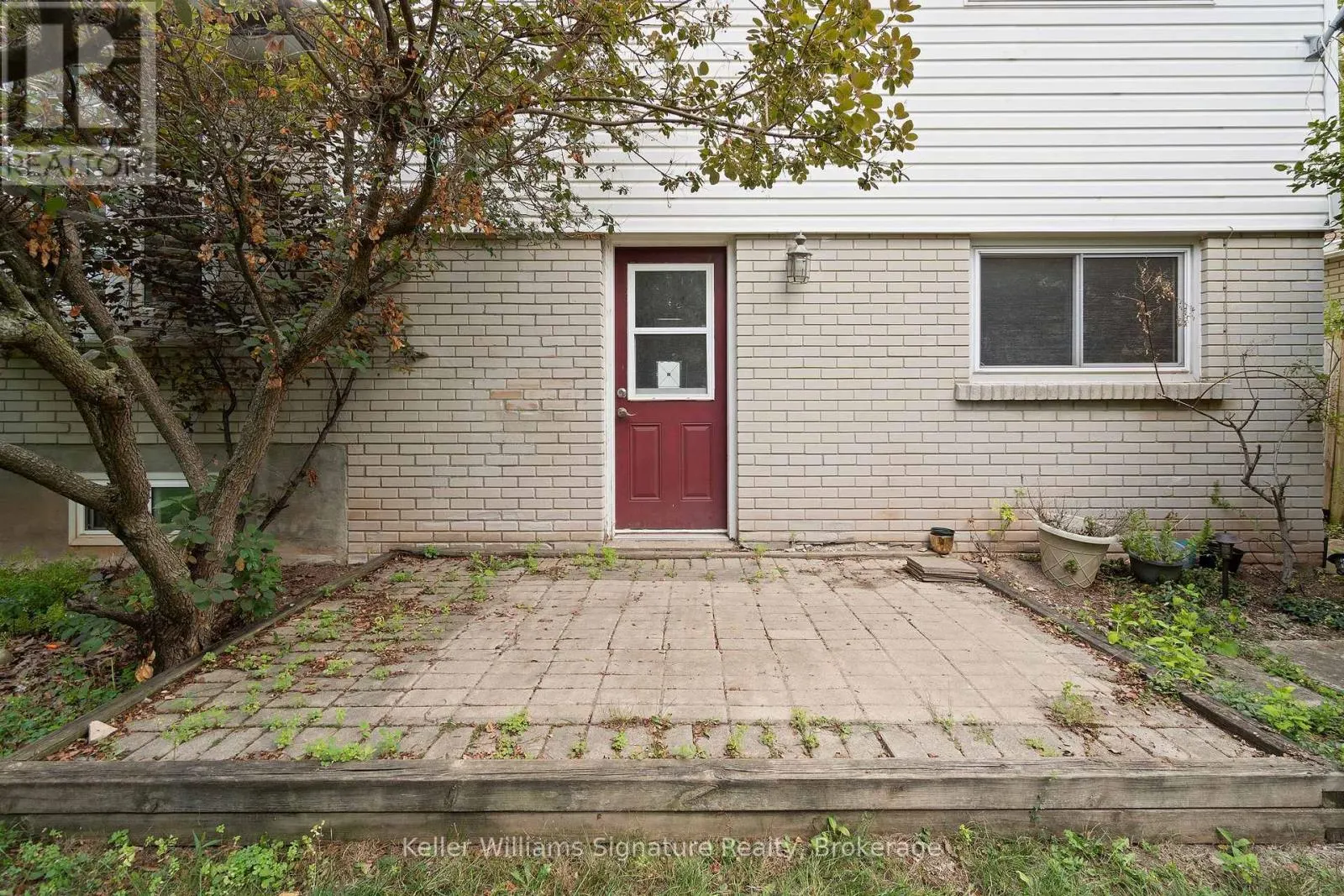 713 MULLIN WAY