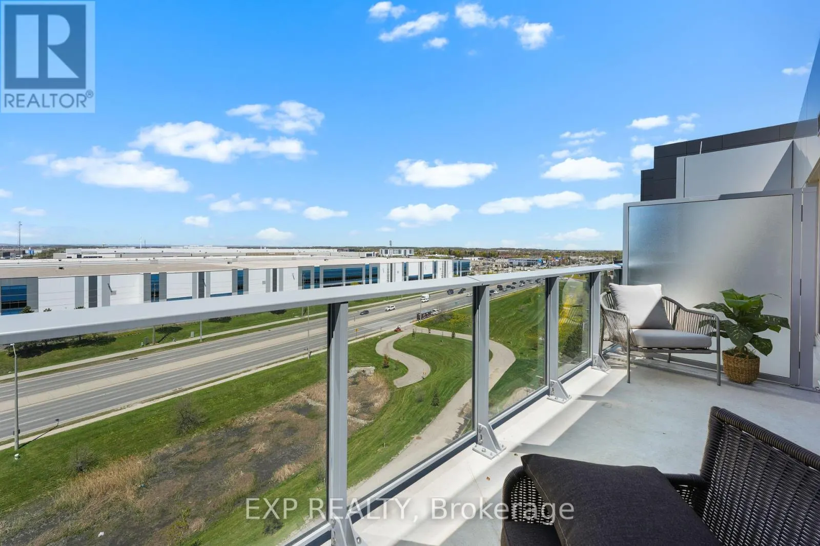 412 - 100 MANETT CRESCENT
