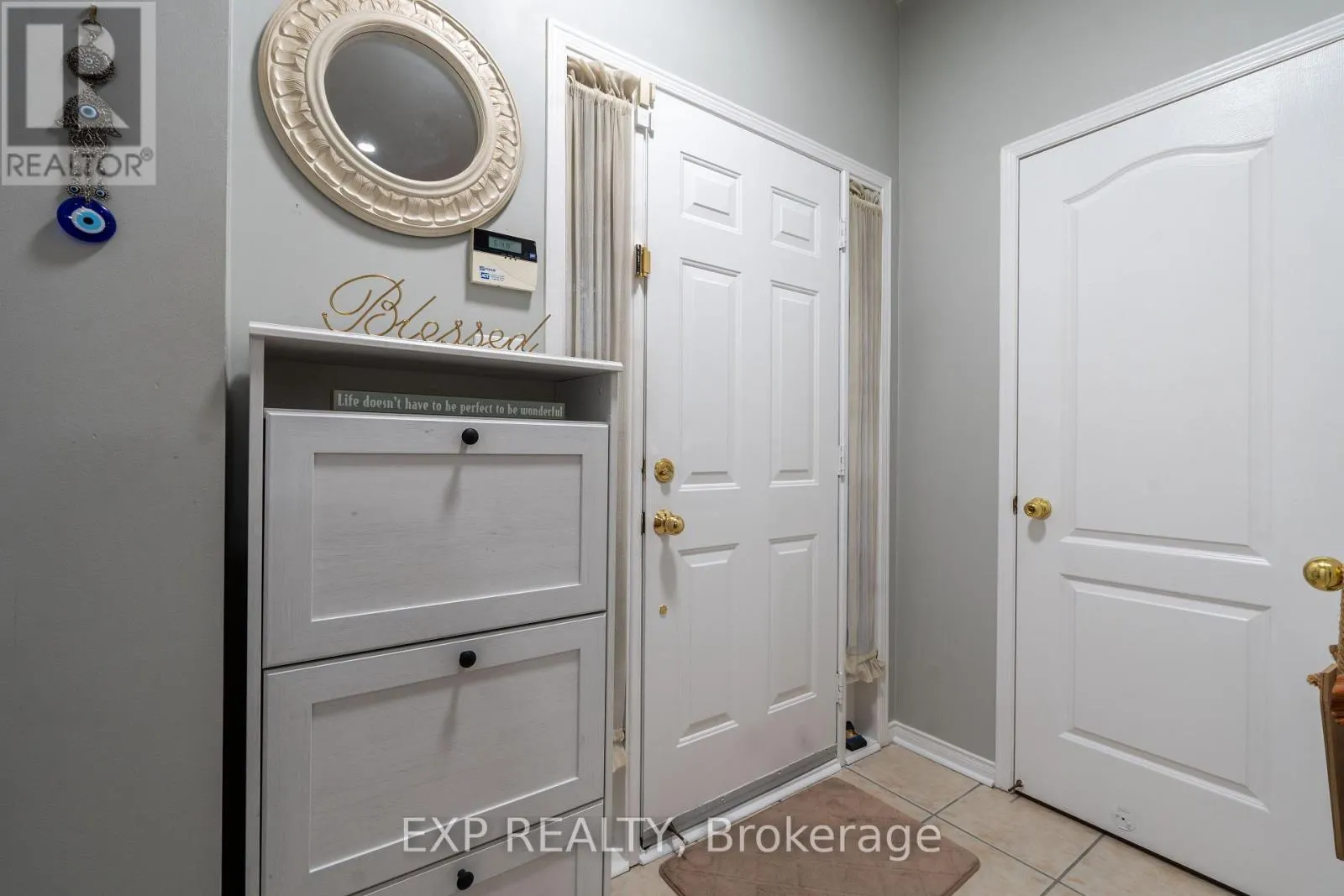 37 FARTHINGALE CRESCENT