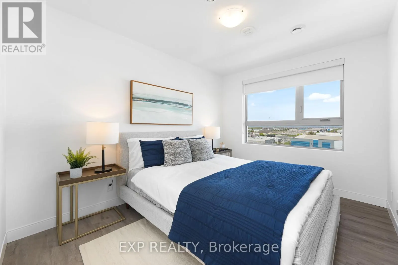 712 - 100 MANETT CRESCENT