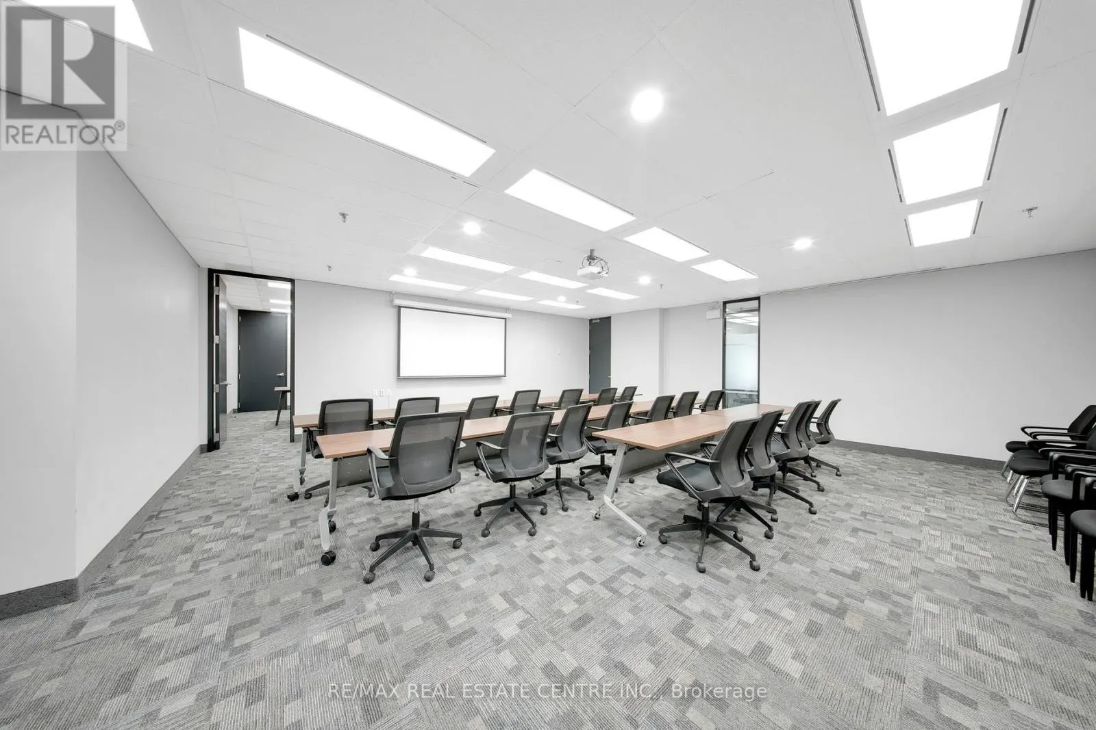 66 - 6733 MISSISSAUGA ROAD