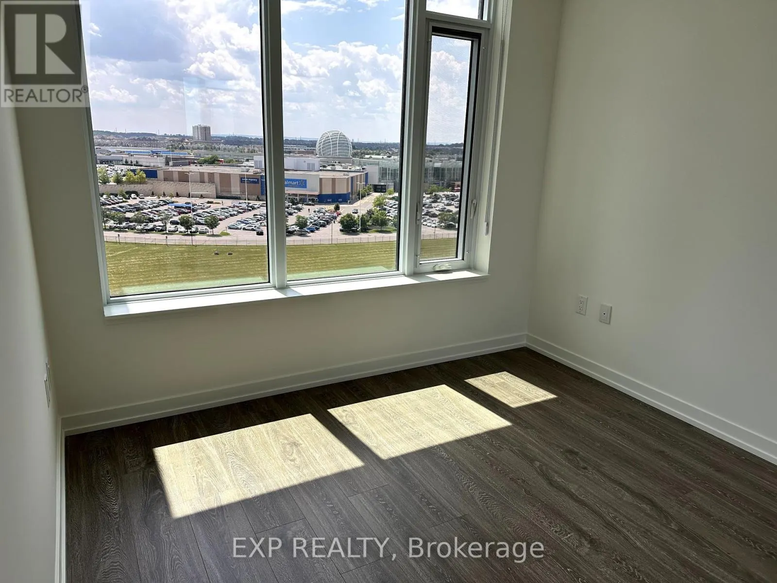 1123 - 2485 EGLINTON AVENUE W