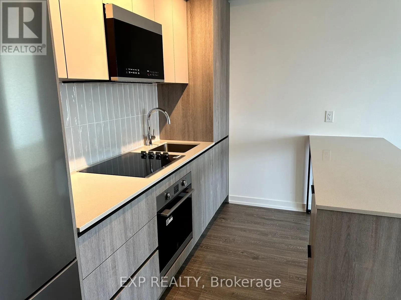 1123 - 2485 EGLINTON AVENUE W