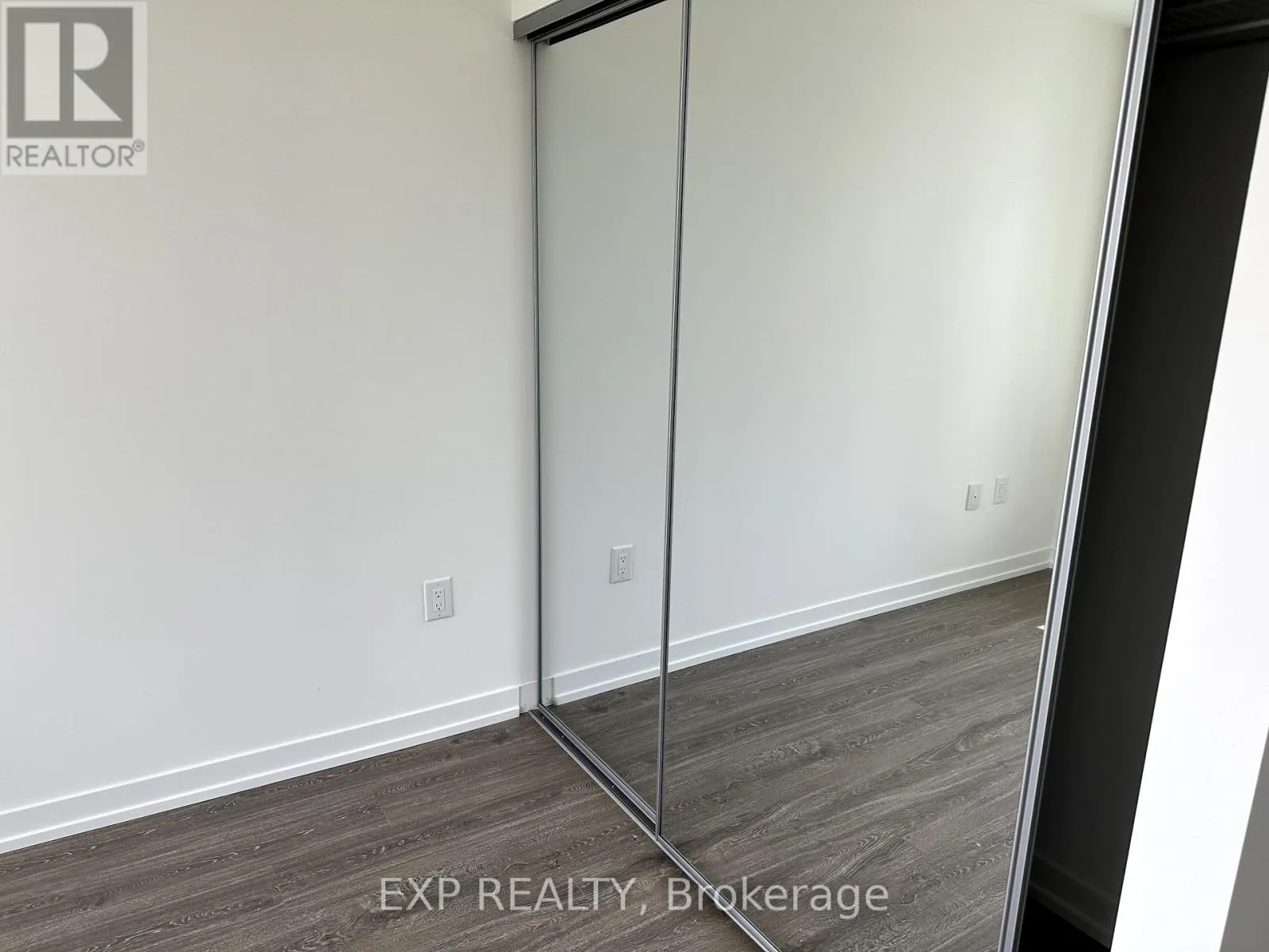 1123 - 2485 EGLINTON AVENUE W