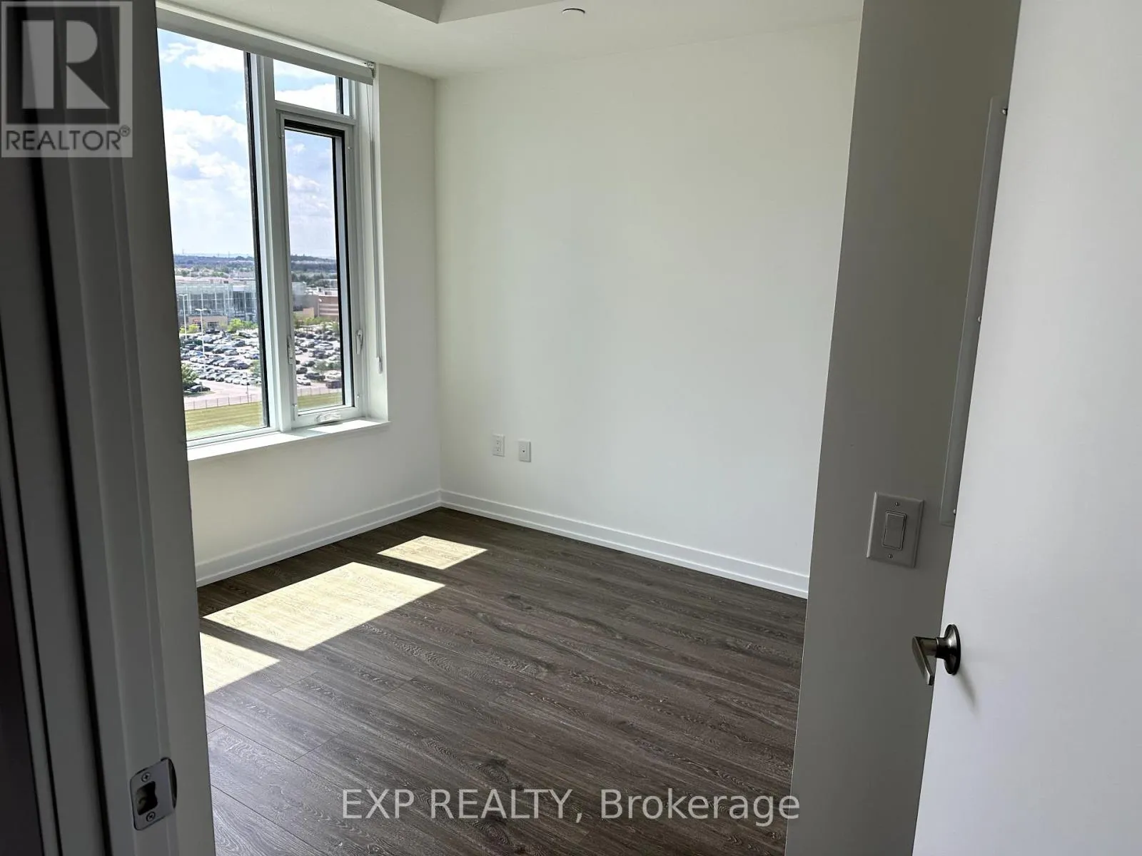 1123 - 2485 EGLINTON AVENUE W