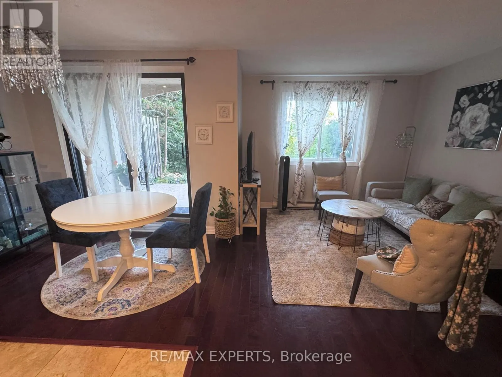 56 - 1030 FALGARWOOD DRIVE