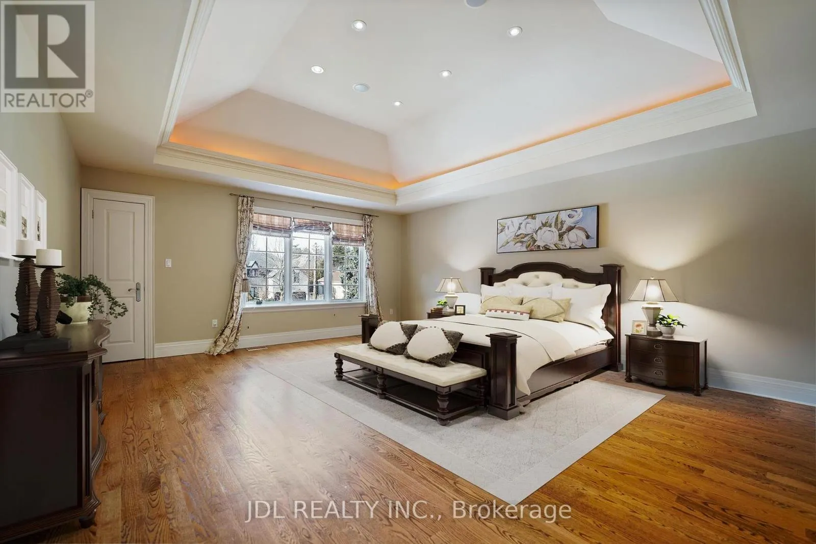 1283 LINDBURGH COURT