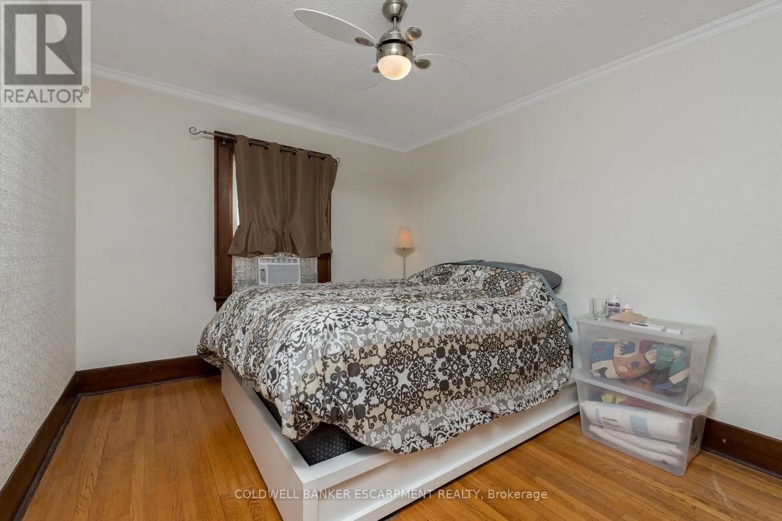 20 MILL STREET E