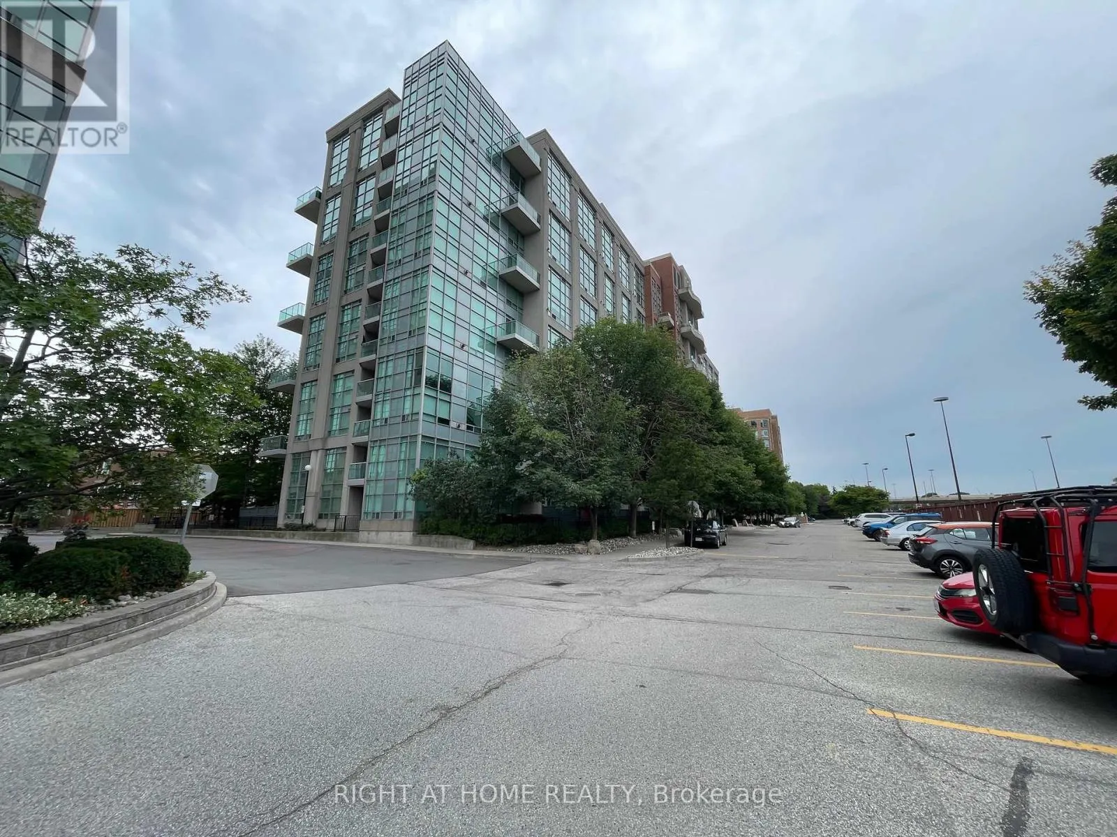 322 - 200 MANITOBA STREET