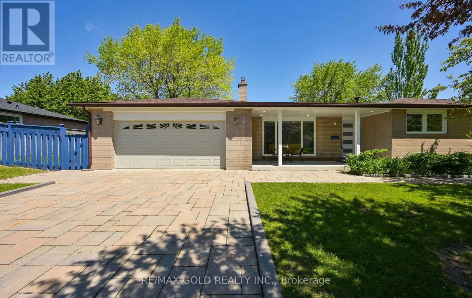 15 FLAVIAN CRESCENT