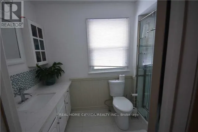 2ND BEDRM - 38 CHOPIN CRESCENT