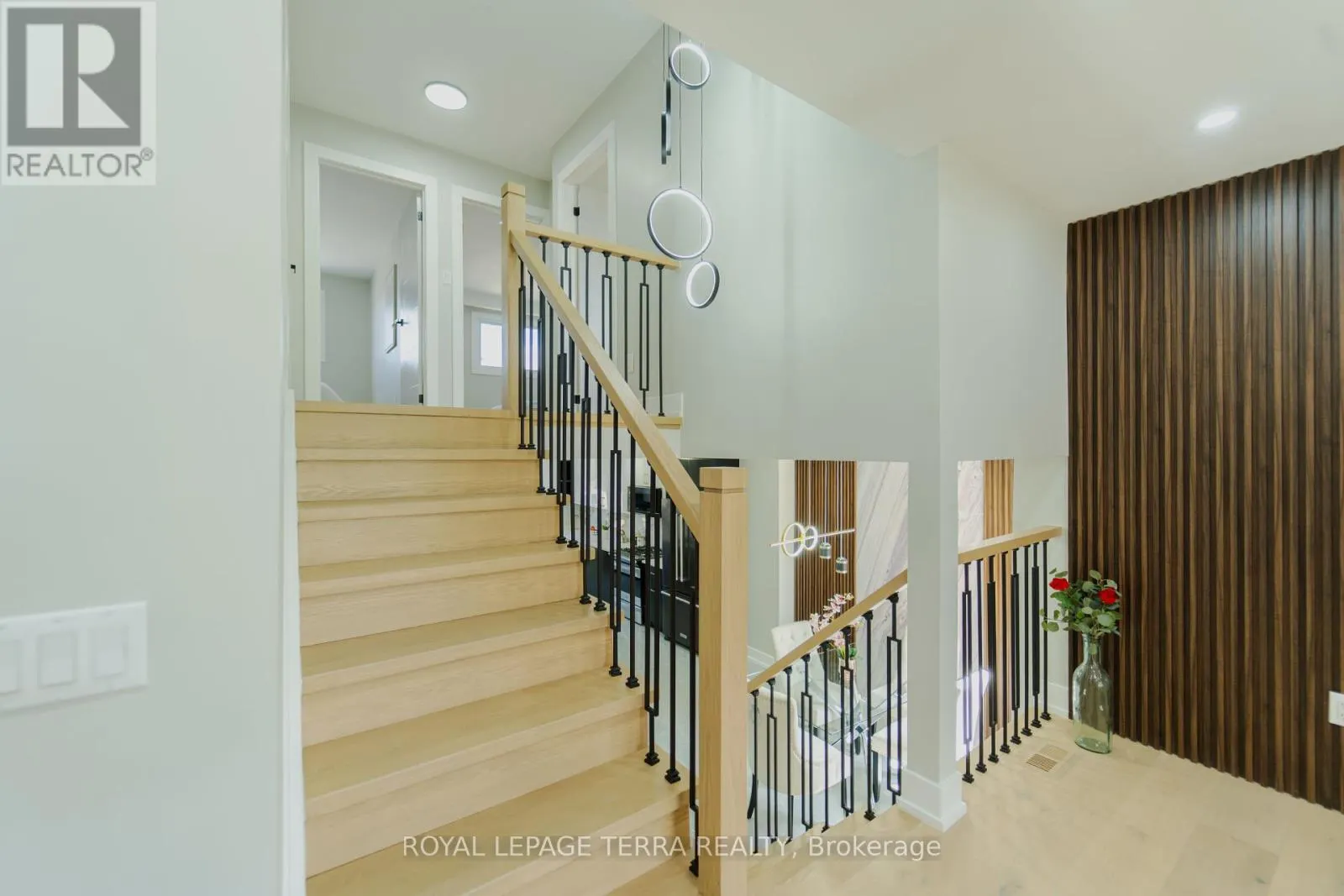 20 HISTON CRESCENT