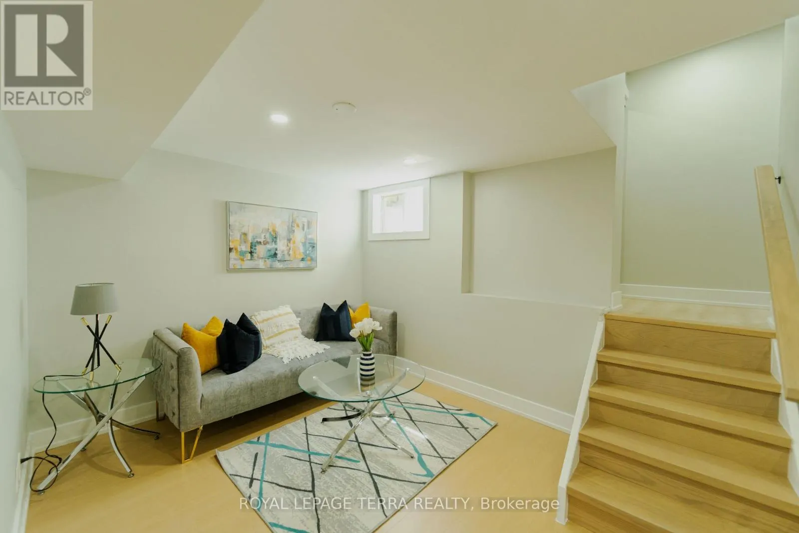20 HISTON CRESCENT
