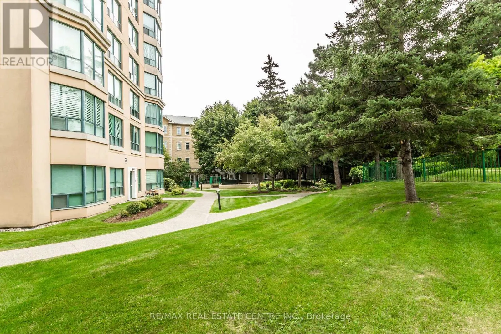 1109 - 100 MILLSIDE DRIVE