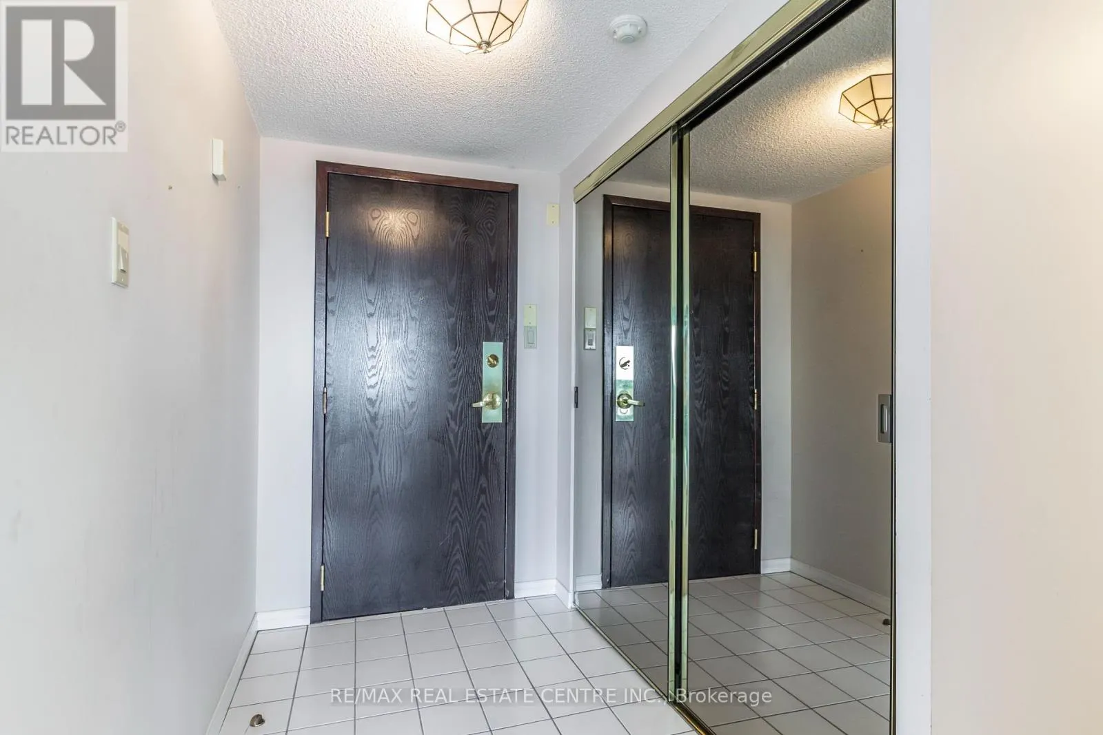1109 - 100 MILLSIDE DRIVE