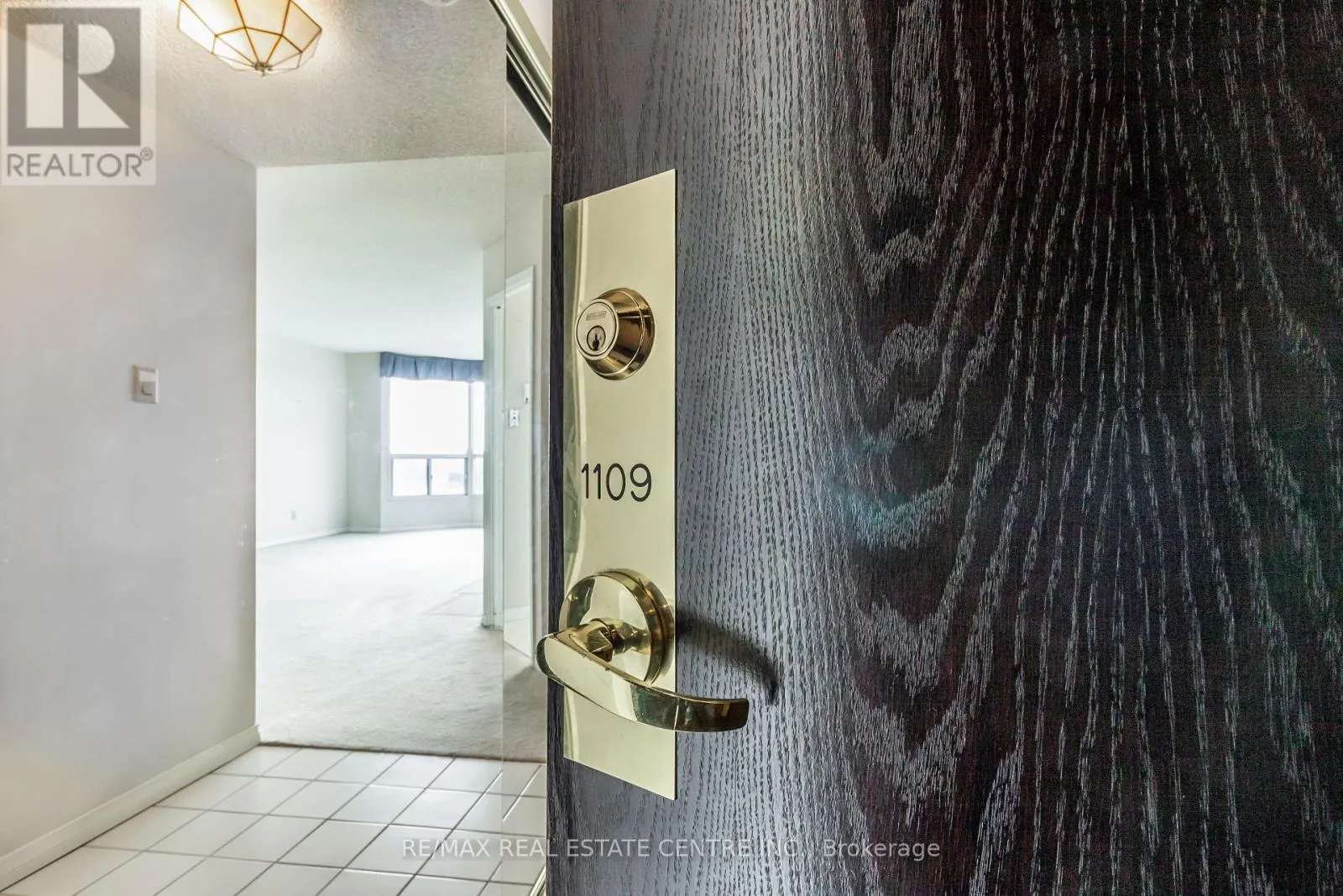 1109 - 100 MILLSIDE DRIVE