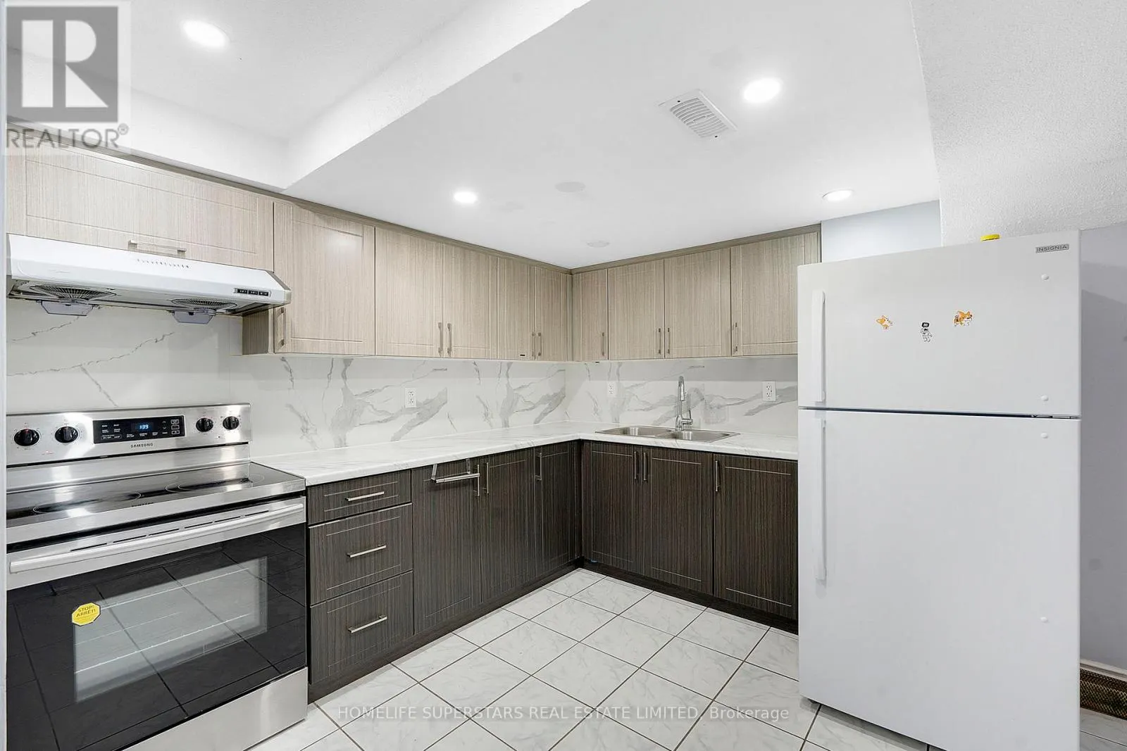 26 SONGSPARROW DRIVE