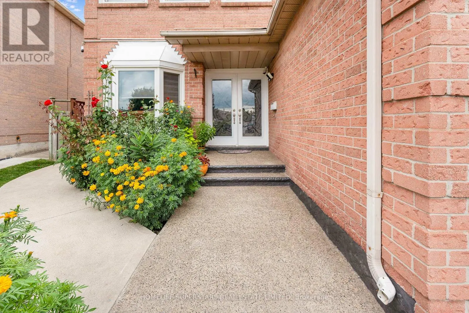 26 SONGSPARROW DRIVE