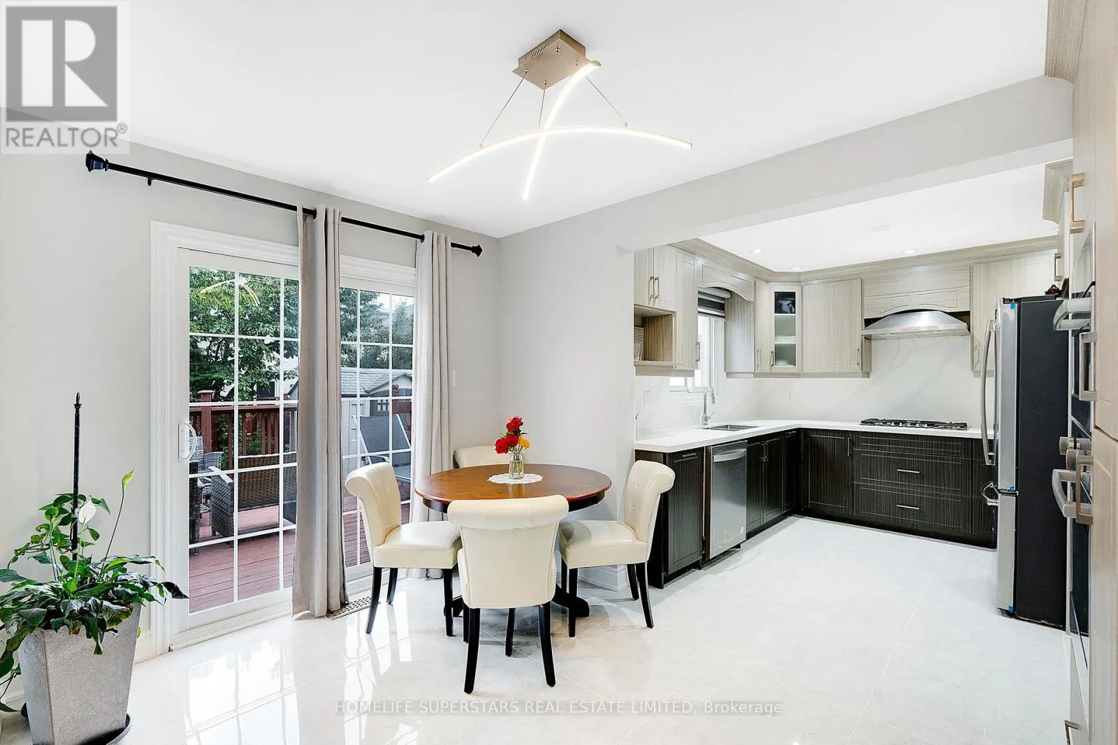 26 SONGSPARROW DRIVE