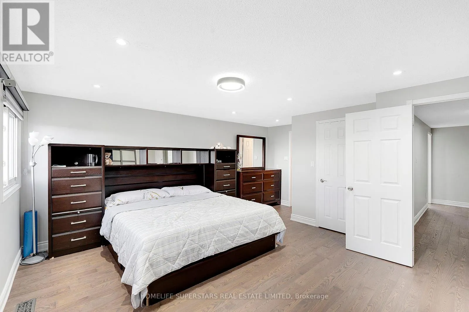 26 SONGSPARROW DRIVE