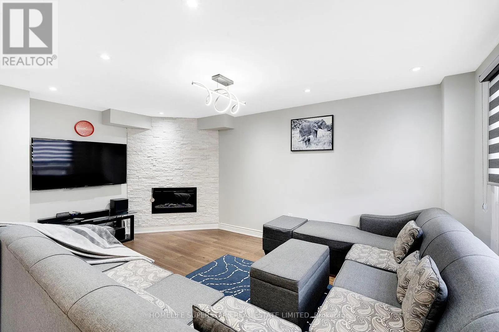 26 SONGSPARROW DRIVE