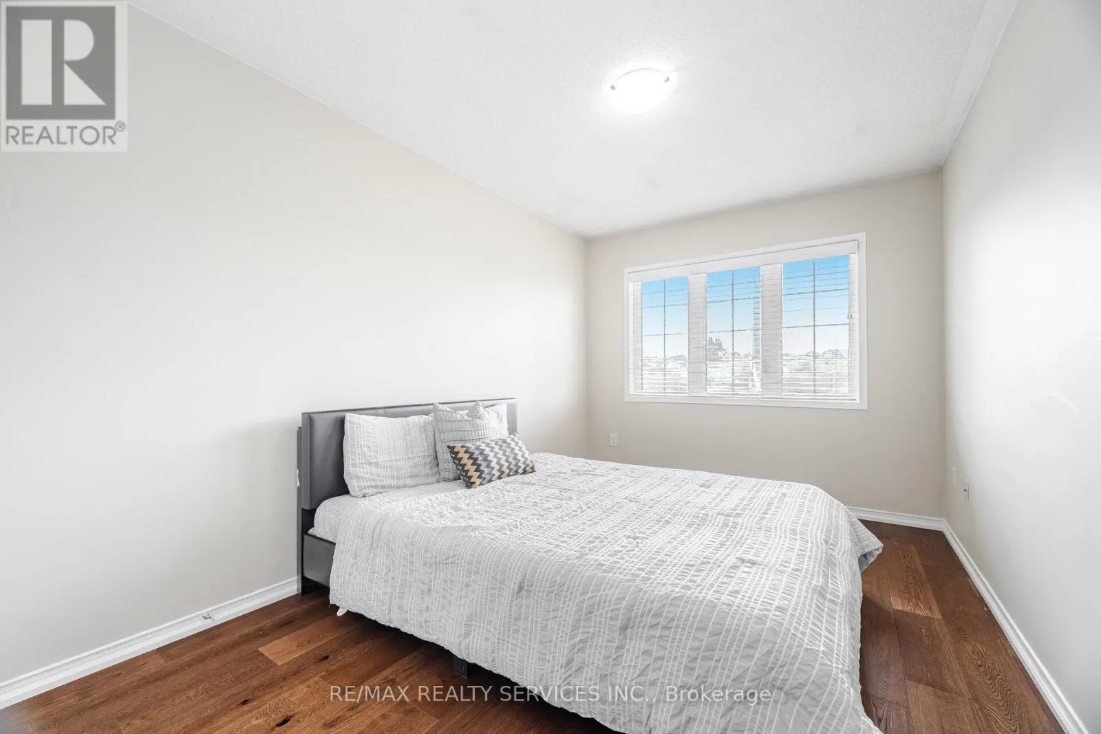 162 SUSSEXVALE DRIVE