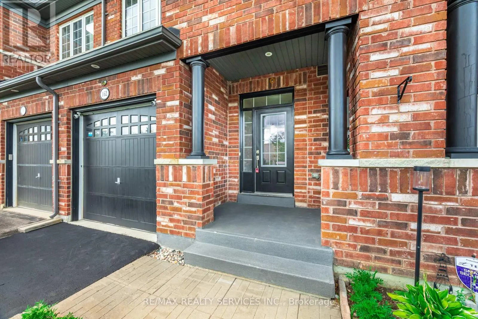 162 SUSSEXVALE DRIVE