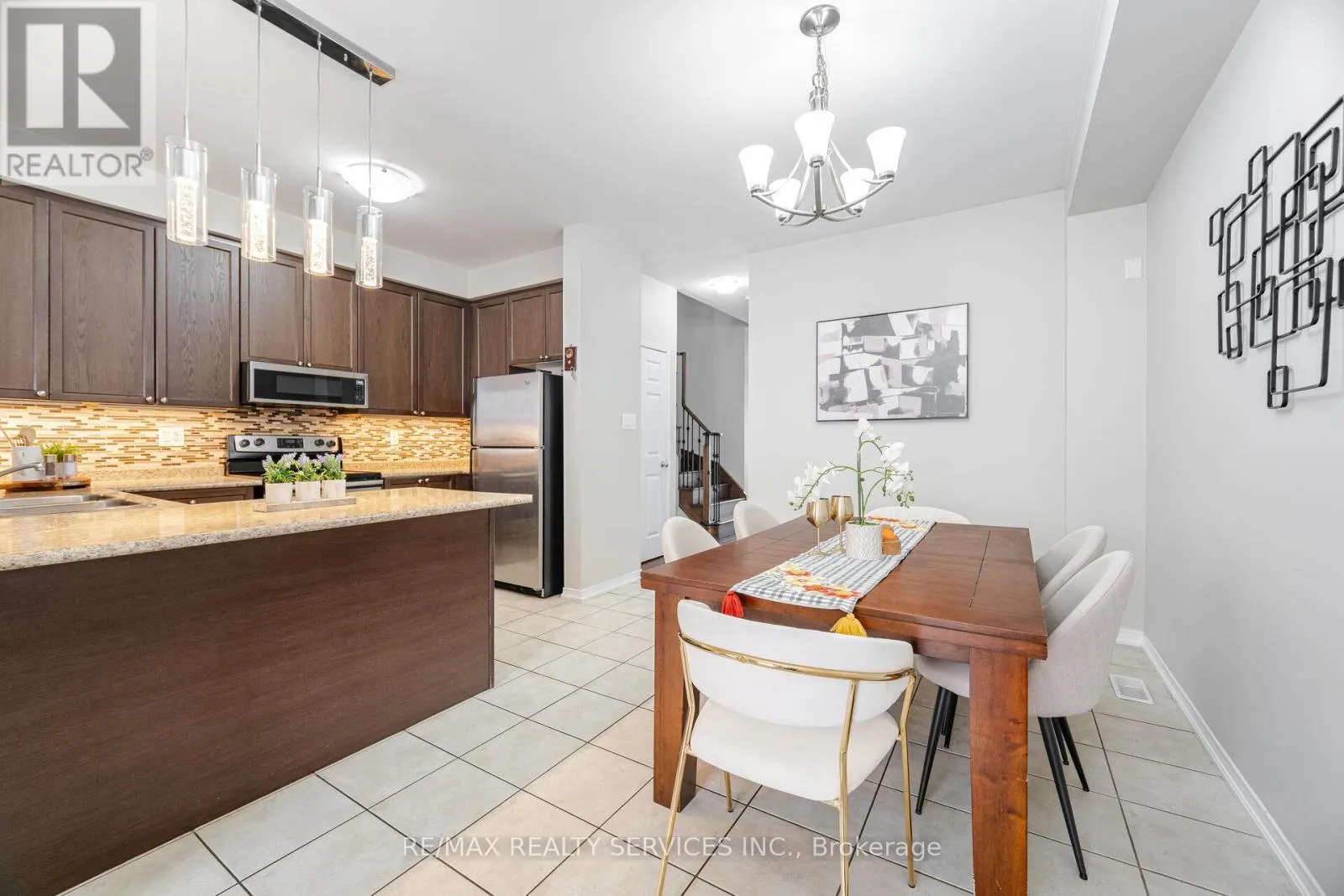 162 SUSSEXVALE DRIVE