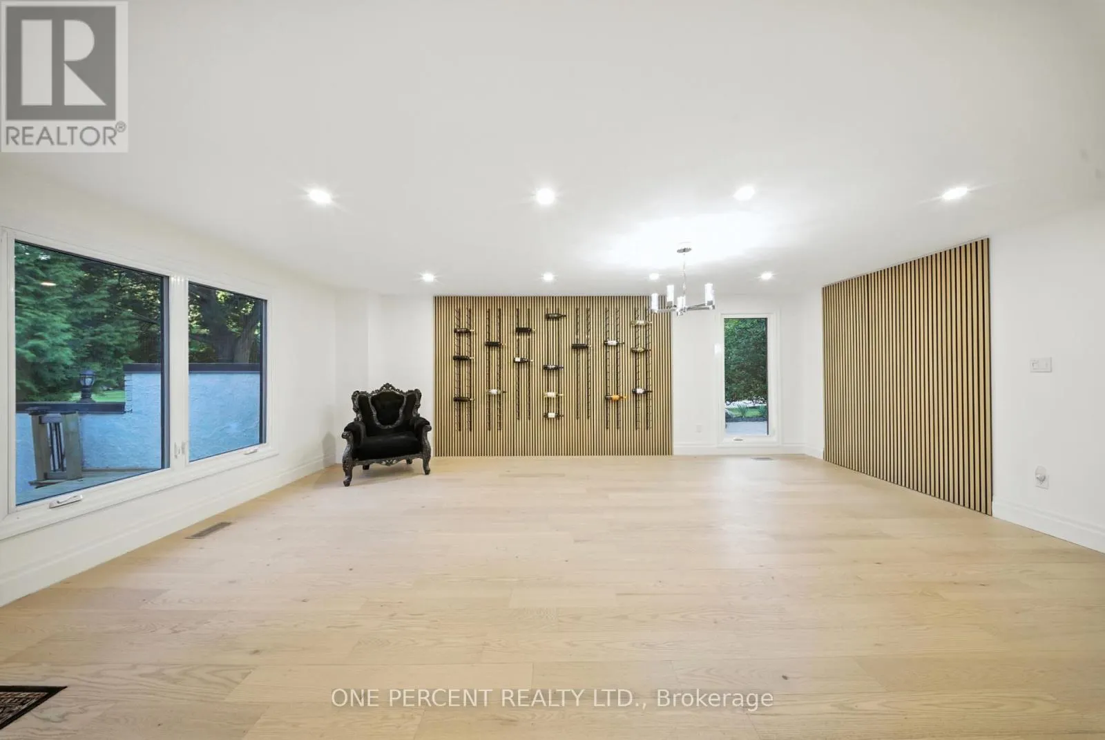 625 SIR RICHARDS ROAD