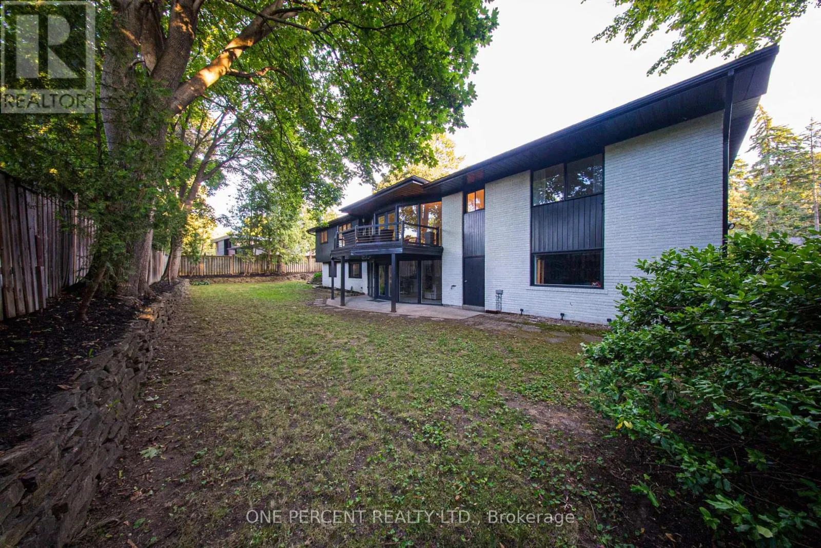 625 SIR RICHARDS ROAD