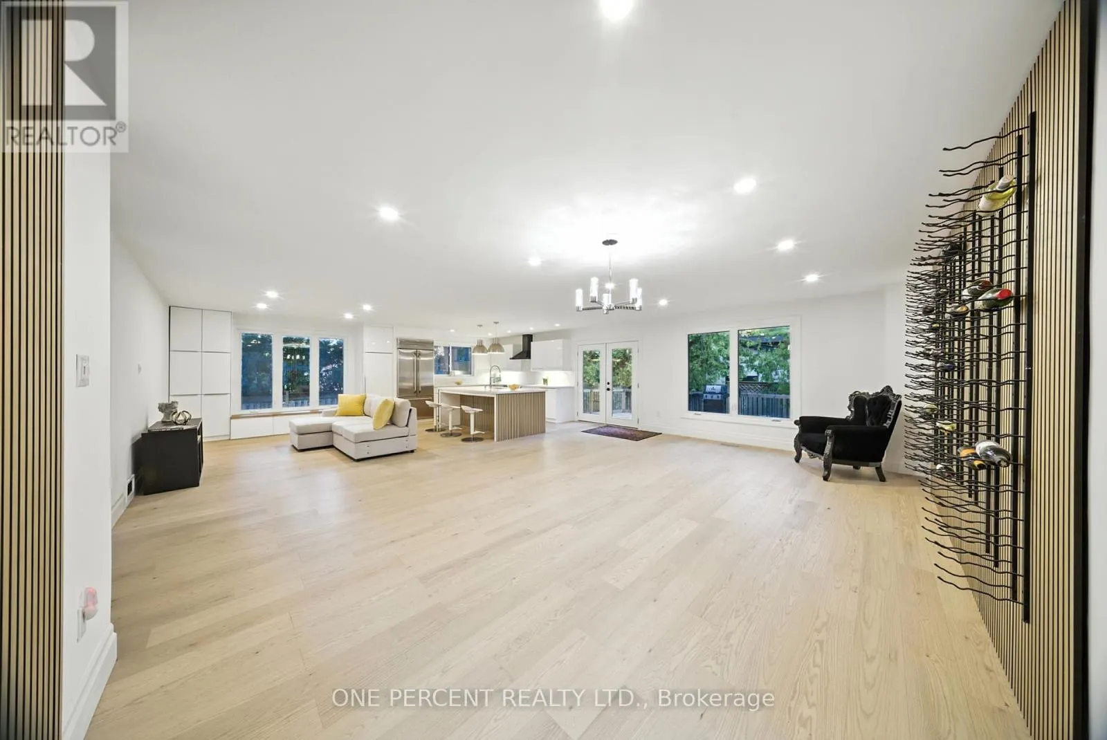 625 SIR RICHARDS ROAD