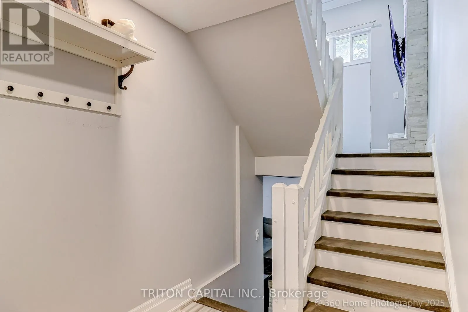 57 DARRAS COURT