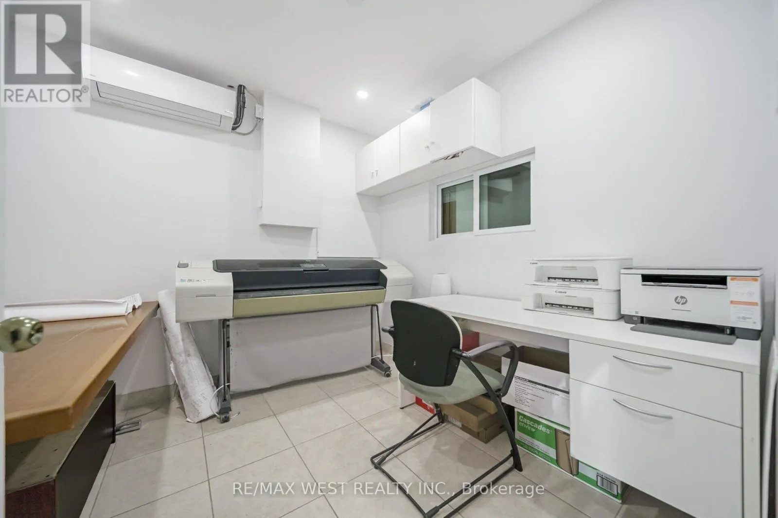19 - 1662 BONHILL ROAD