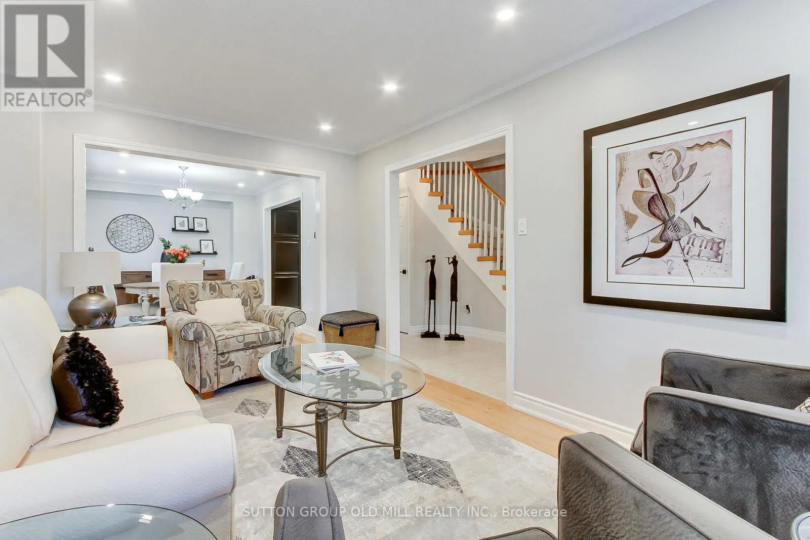 3126 OAKVIEW ROAD